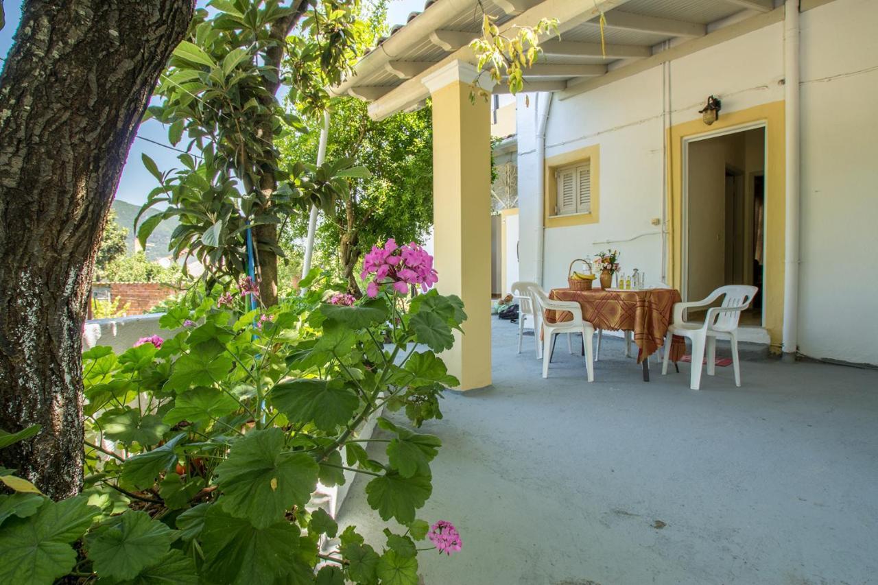 Aggeliki Apartments Dassia By Hotelius Kato Korakiana ภายนอก รูปภาพ